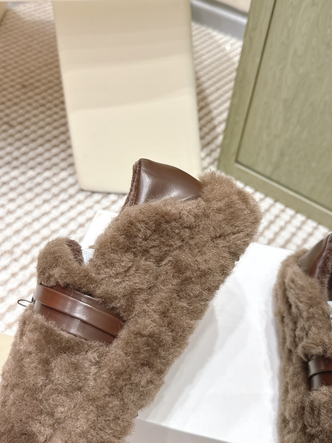 Loewe 2025 Slipper With A Buckle Strap Brown Fur Leather 556054