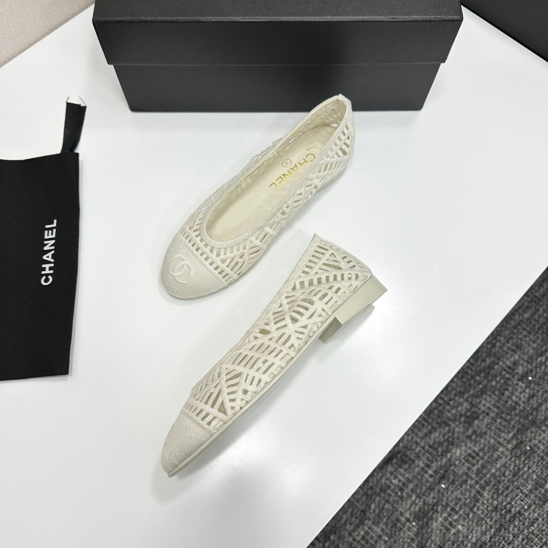 CC 26s Ballet Flats Ivory Canvas Leather 626298