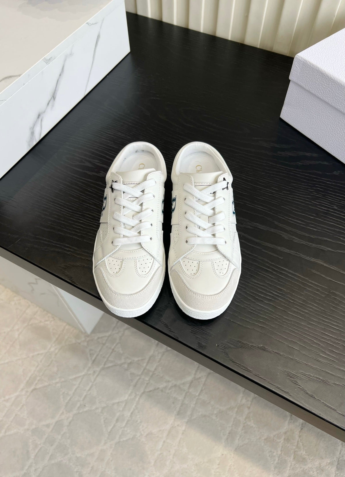 Dior 2026 Versatile Sneakers White Cowhide 977547