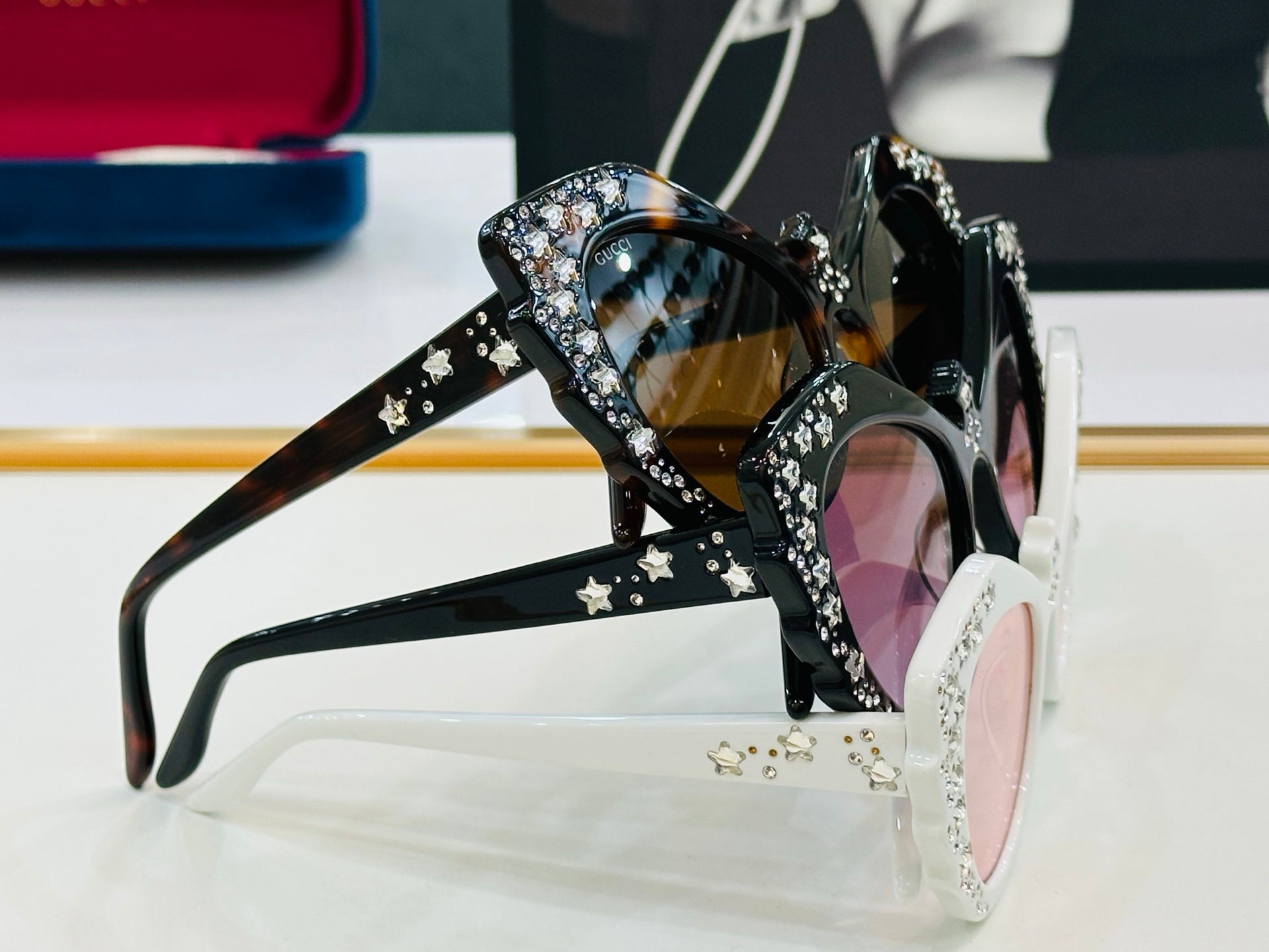 CRYSTAL STUDDED CAT-EYE FRAME SUNGLASSES GG1095S IN ACETATE