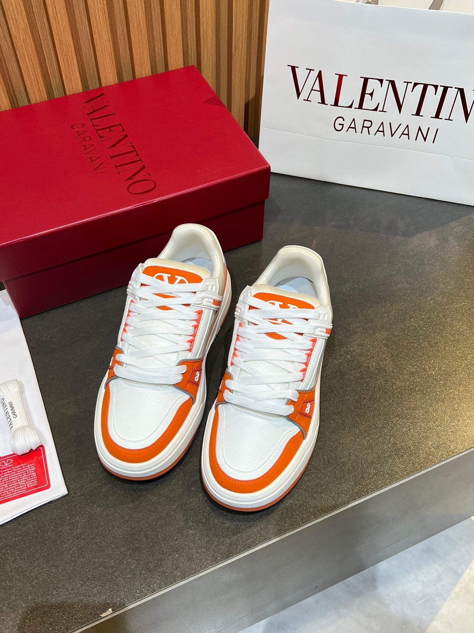 VT 25S Couple Sneakers White Orange Calfskin 563113