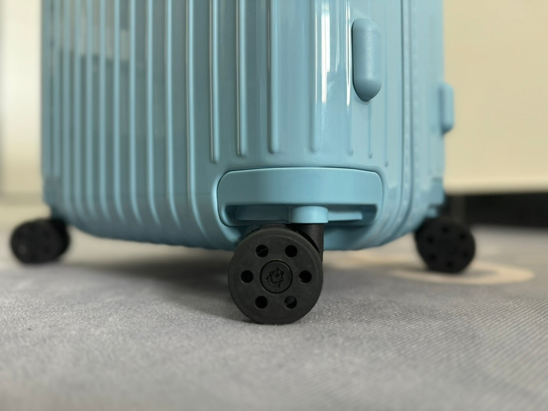 Rimowa 2025 Essential Suitcase Glacier Blue Polycarbonate 274073
