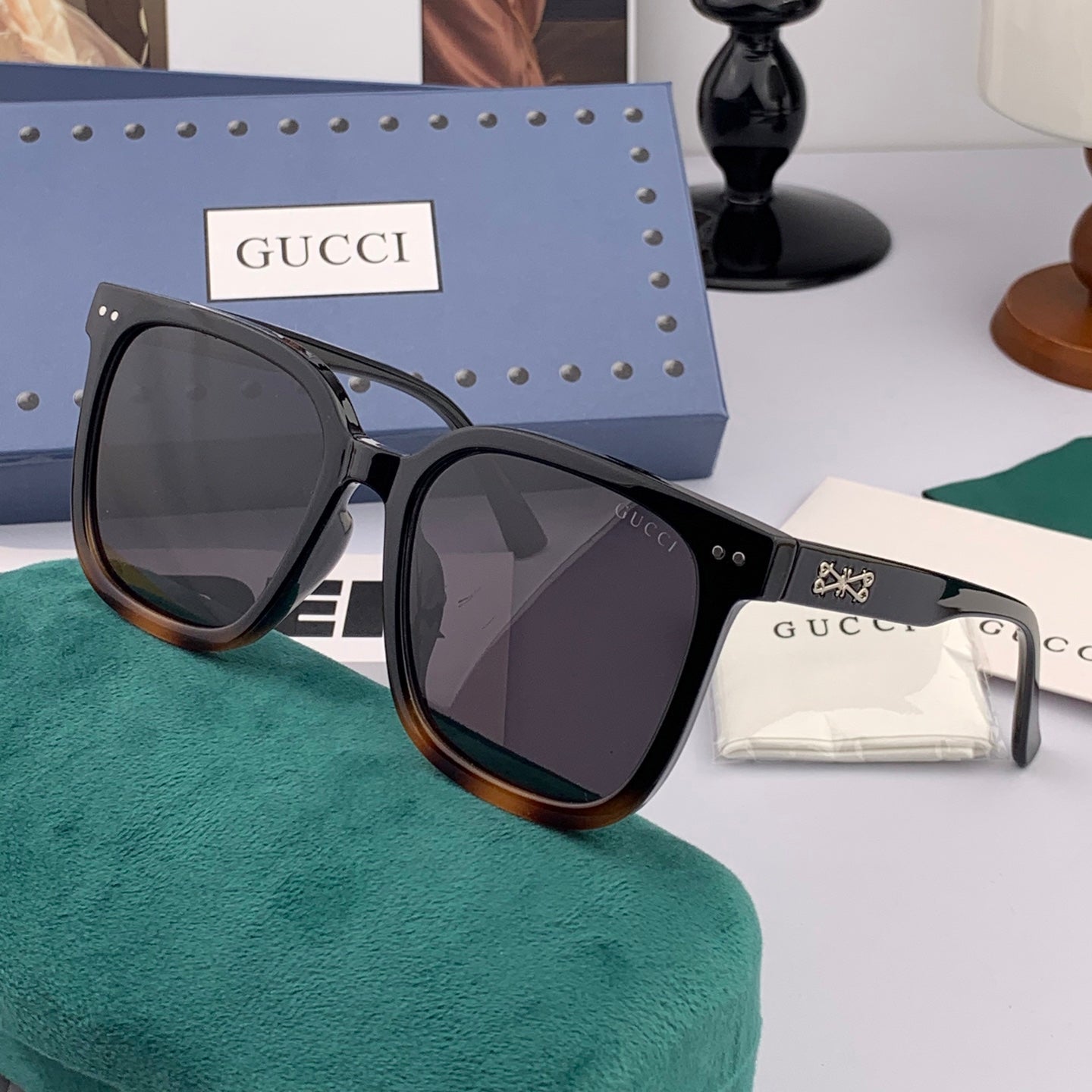 SQUARE FRAME SUNGLASSES G661 IN ACETATE