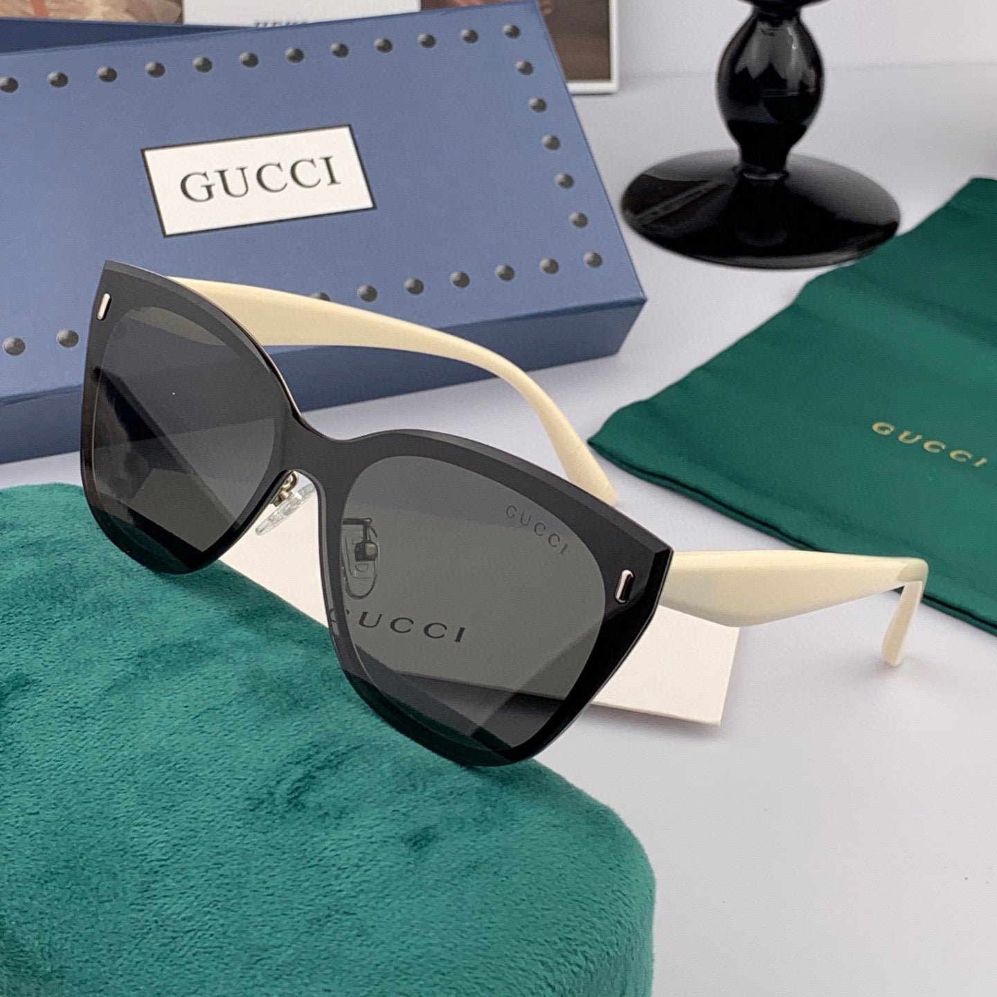 CAT-EYE FRAME SUNGLASSES G3322 IN ACETATE