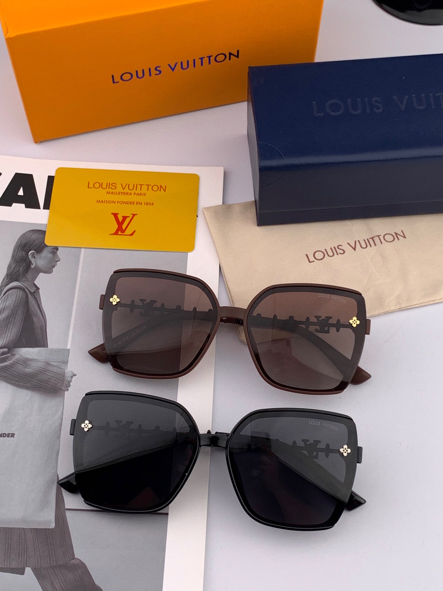 SQUARE SUNGLASSES L3992 IN ACETATE EMBOSSED LOGO