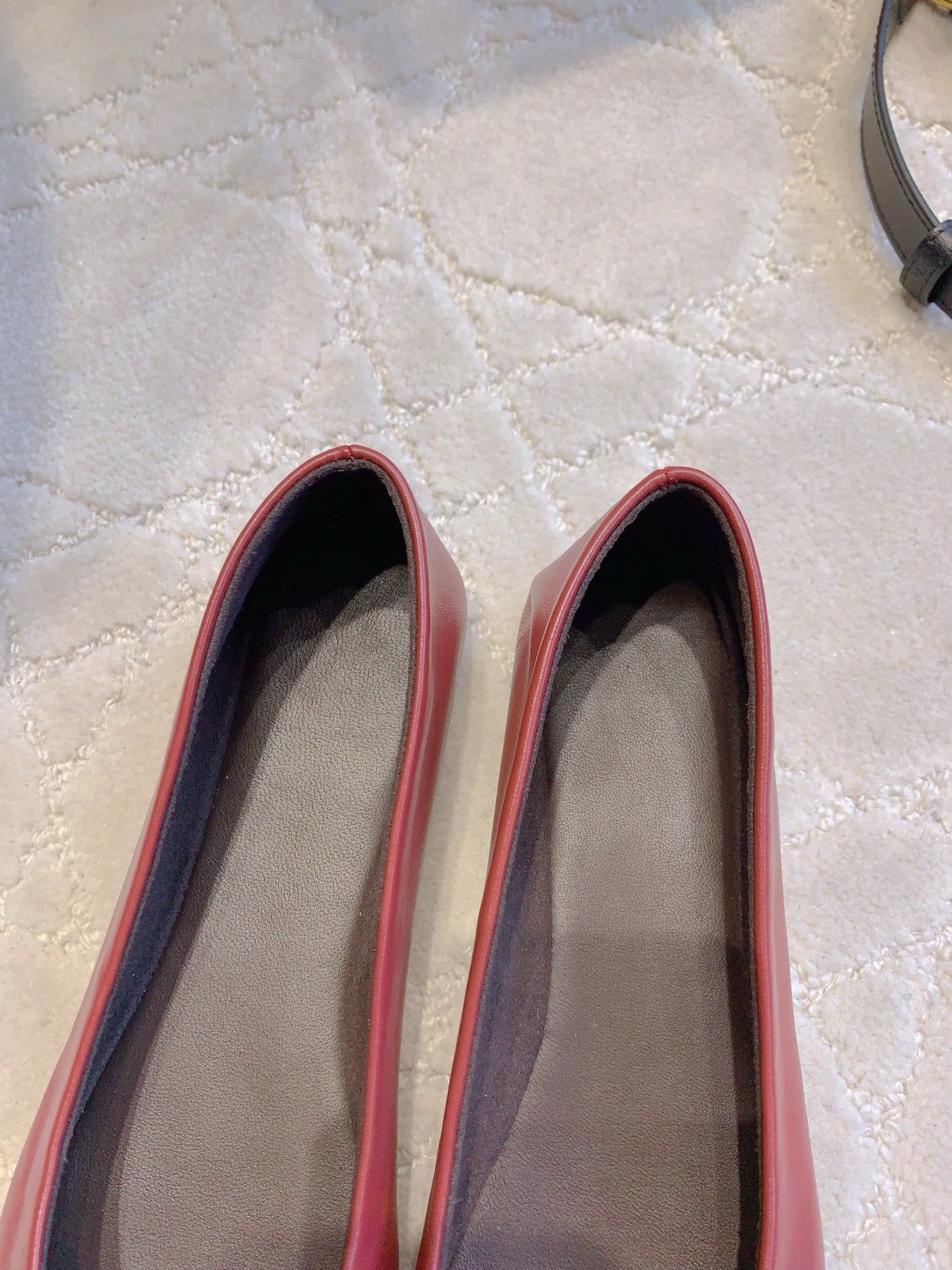 The Row 2025 Square-toe Ballet Flat Red Sheepskin 557430