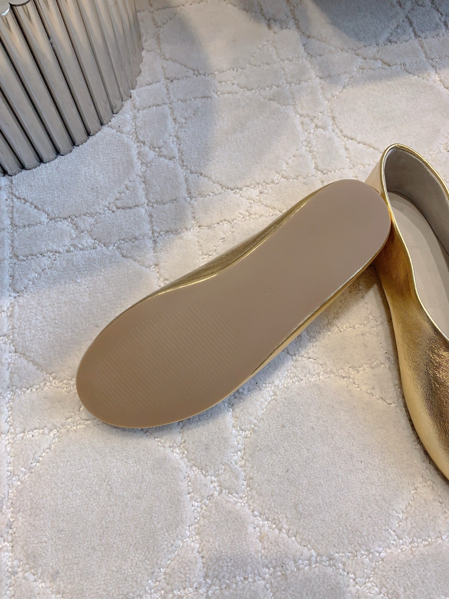The Row 2025 Ballet Flat Gold Sheepskin 557425