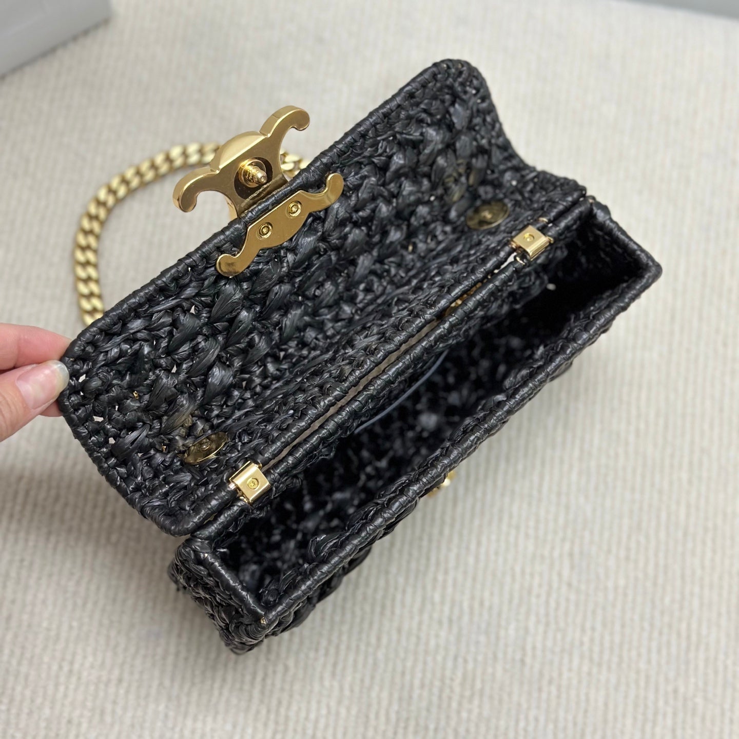 Celin Triomphe 20cm Black Raffia