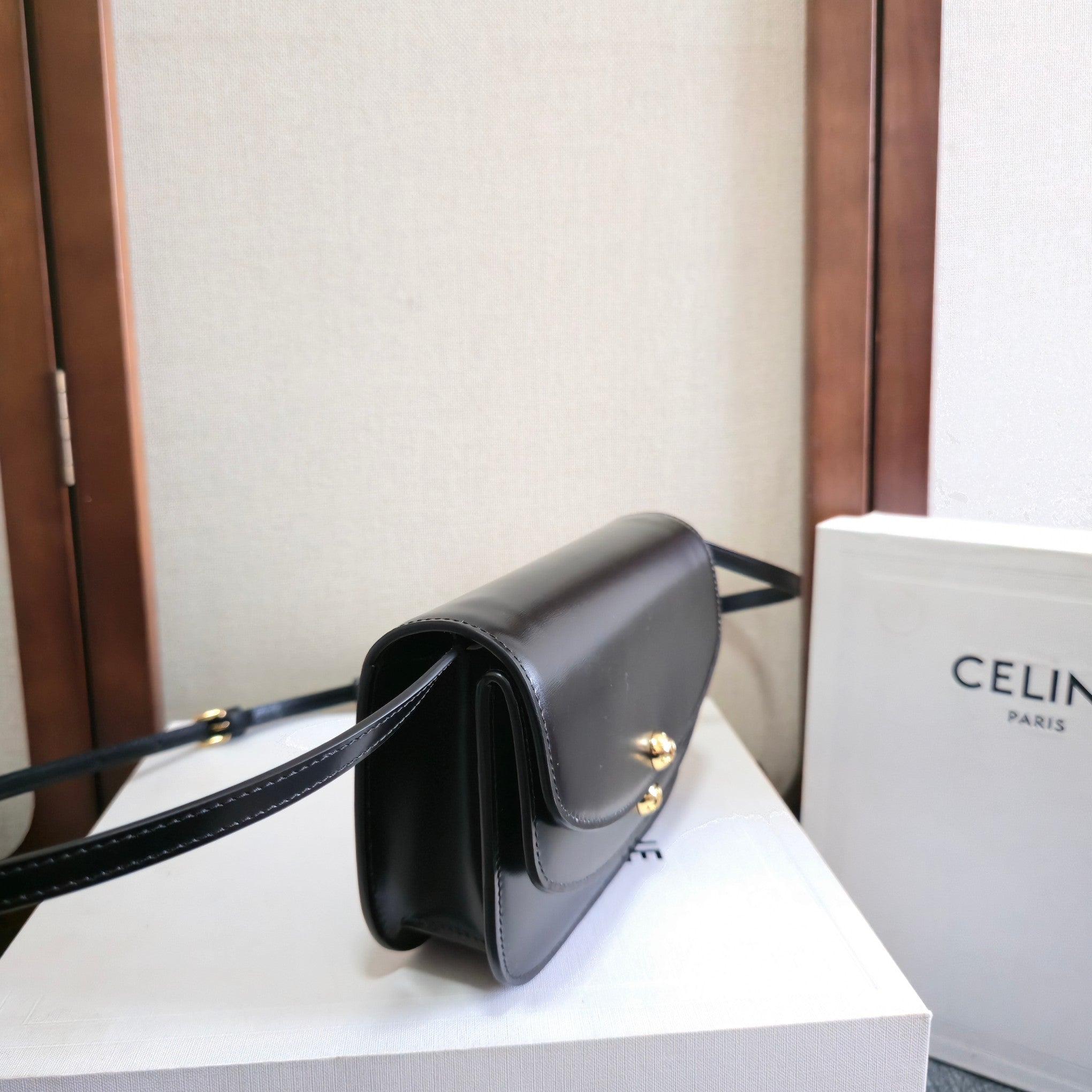 Celine 2025 Duo Wallet On Strap Bag 20cm Black Shinny Calfskin 276323