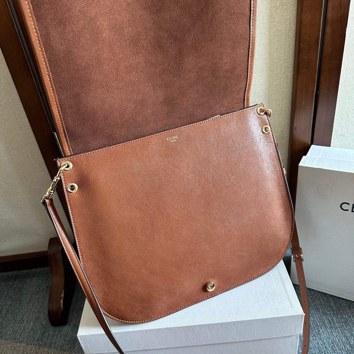 Celine 2026 Besace Triomphe Bag 32cm Tan Shiny Lambskin 276305