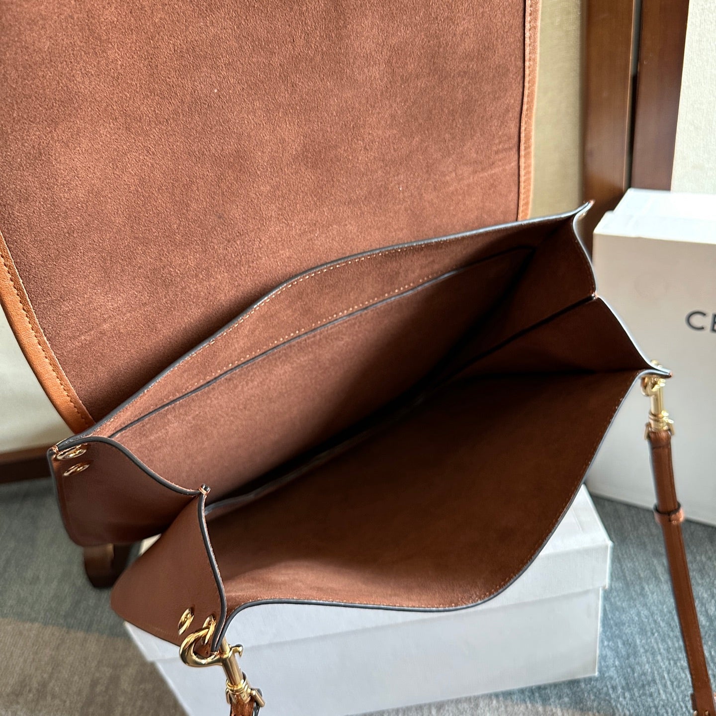 Celine 2026 Besace Triomphe Bag 32cm Tan Shiny Lambskin 276305