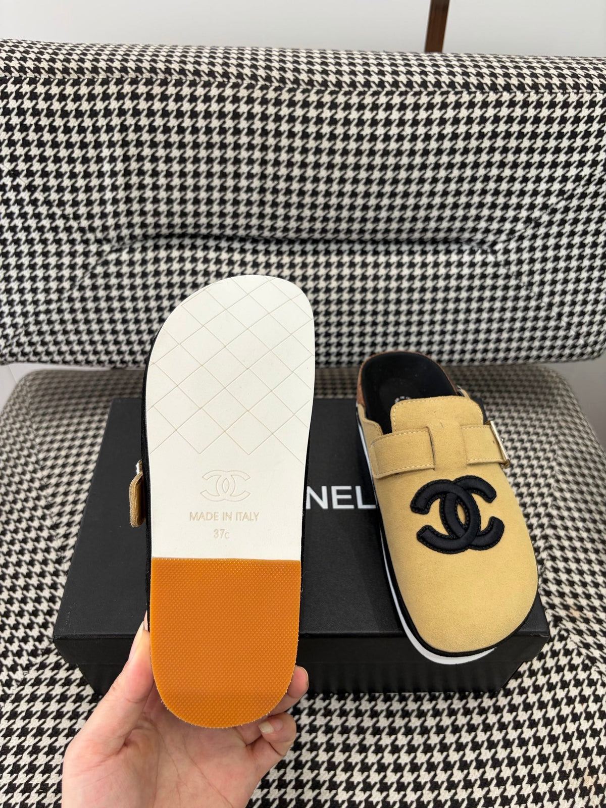 Chanel 2026 Double C Mules Suede 124551