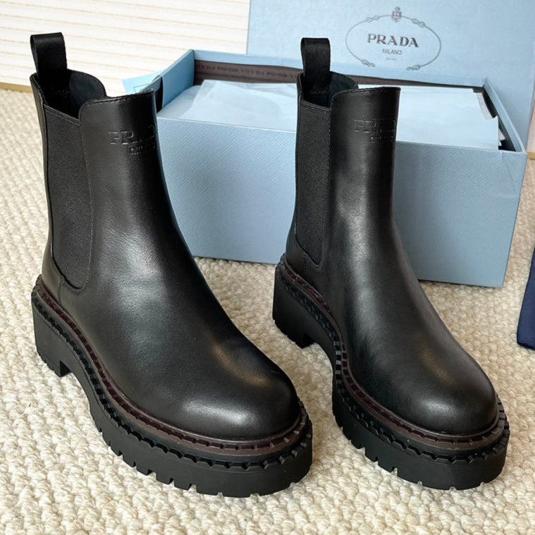 Prada 2026 Chelsea Boots Cowhide 149581