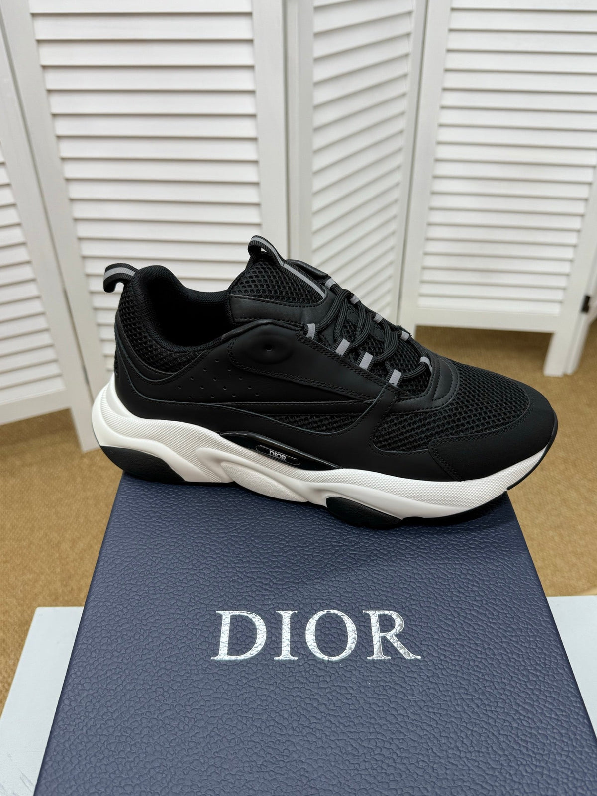 CD B22 Sneaker Black Mesh Calfskin 648068