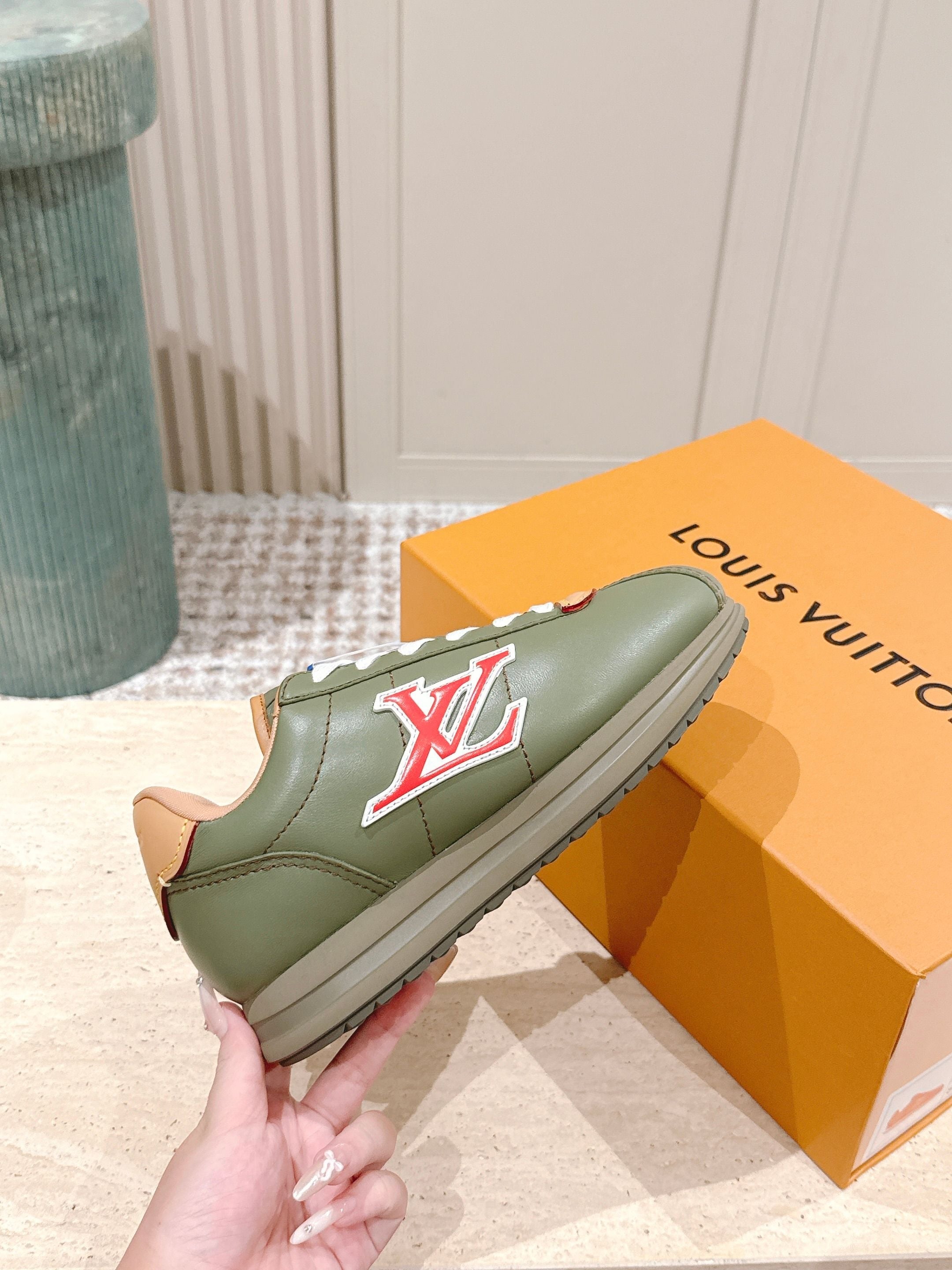 LV 25 Buttersoft Sneakers Olive Green Calfskin 576990