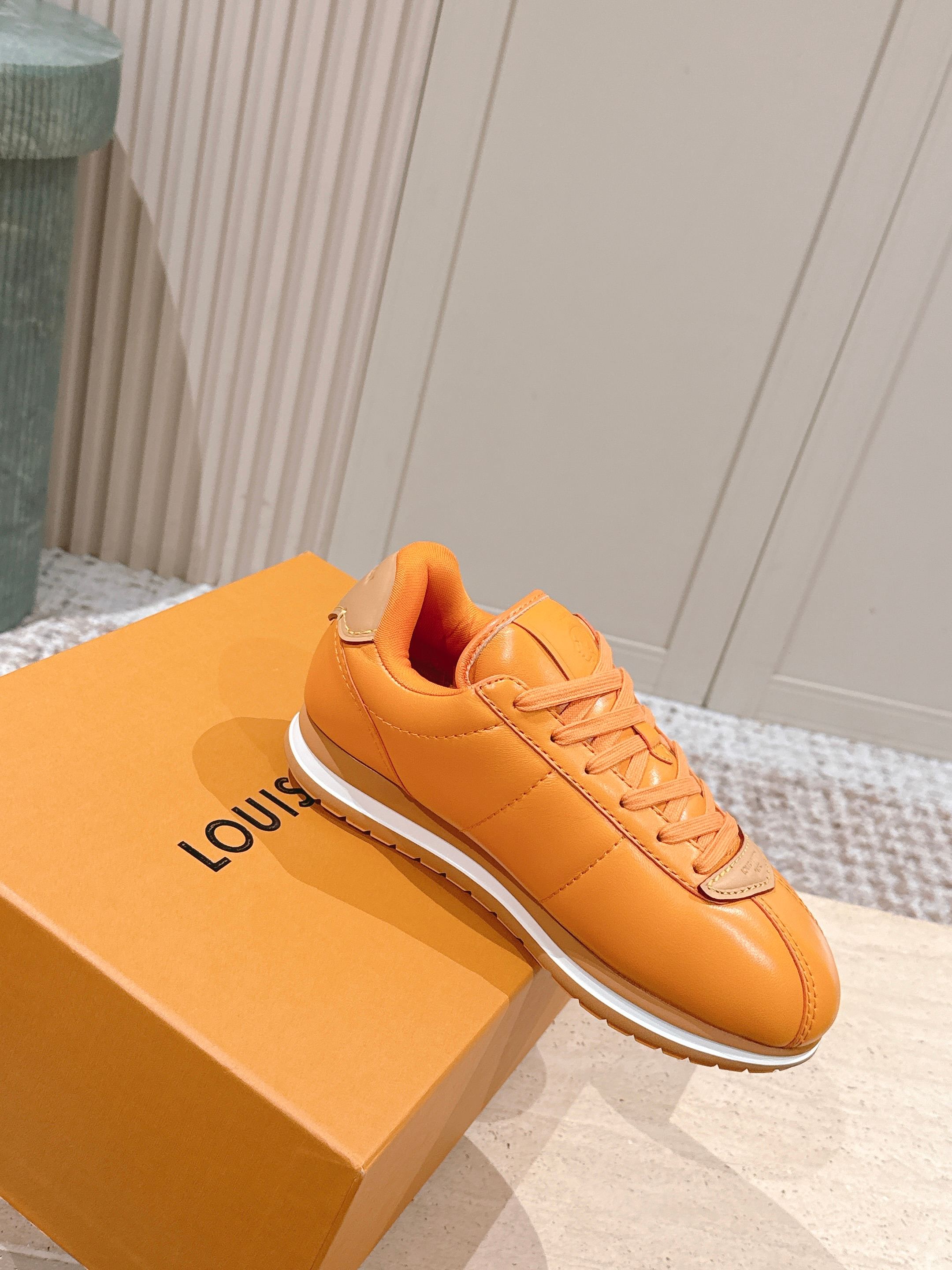 LV 25 Buttersoft Sneakers Orange Calfskin 576994