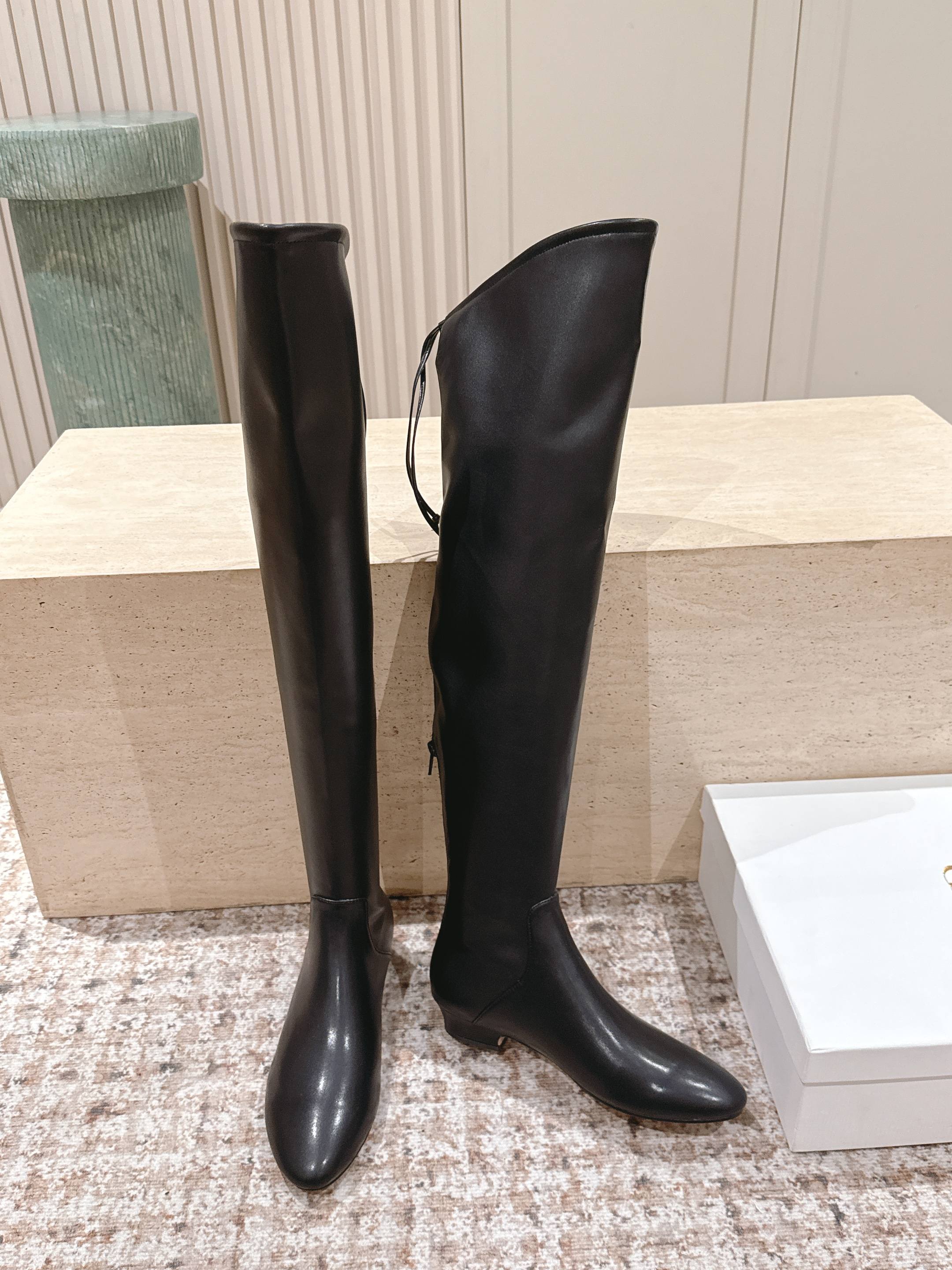 The Row 2025 Over-the-knee Boot Black Elastic PU Sheepskin 556129