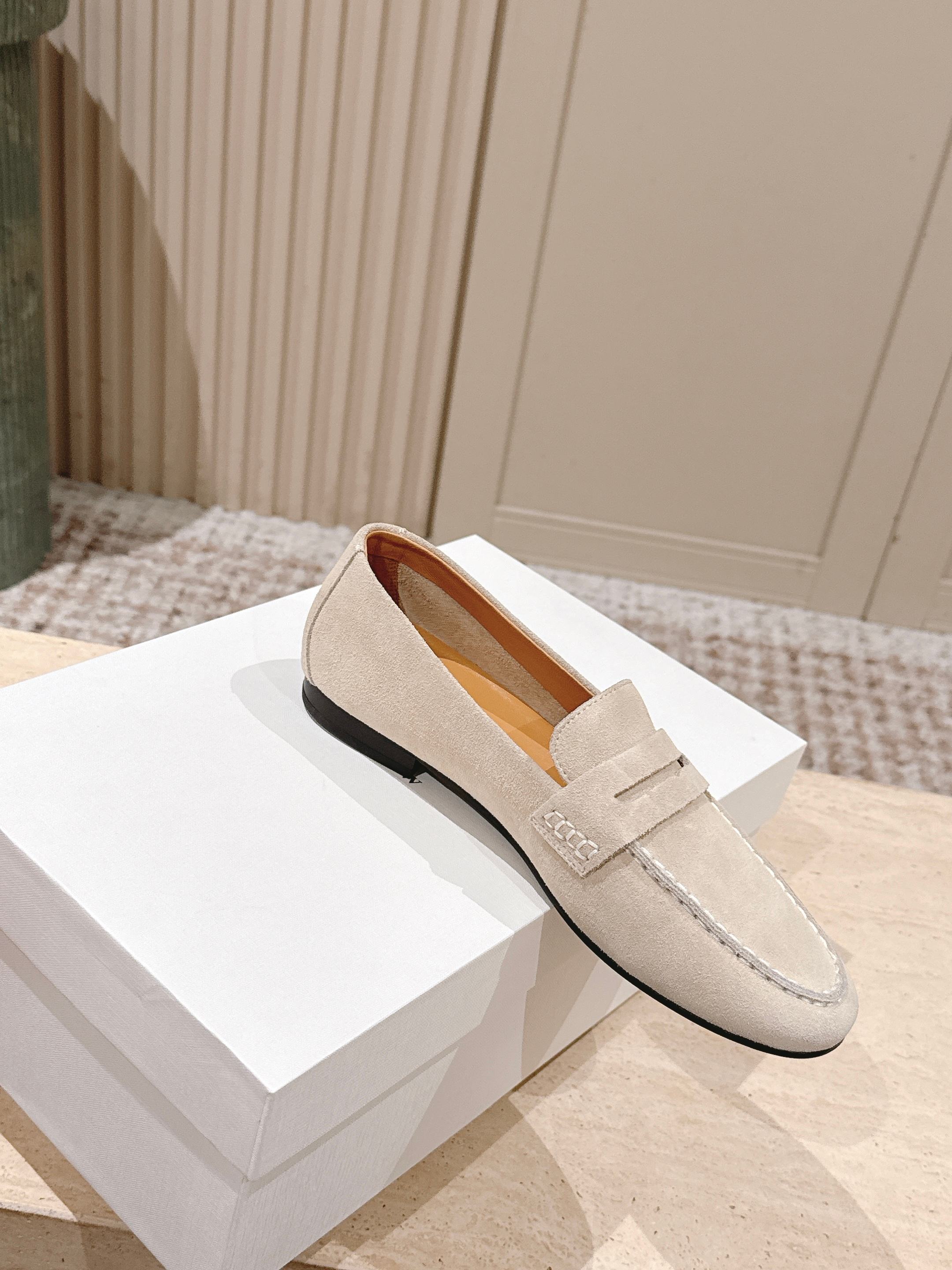 The Row 2025 Loafer Light Beige mix Black Suede 556141