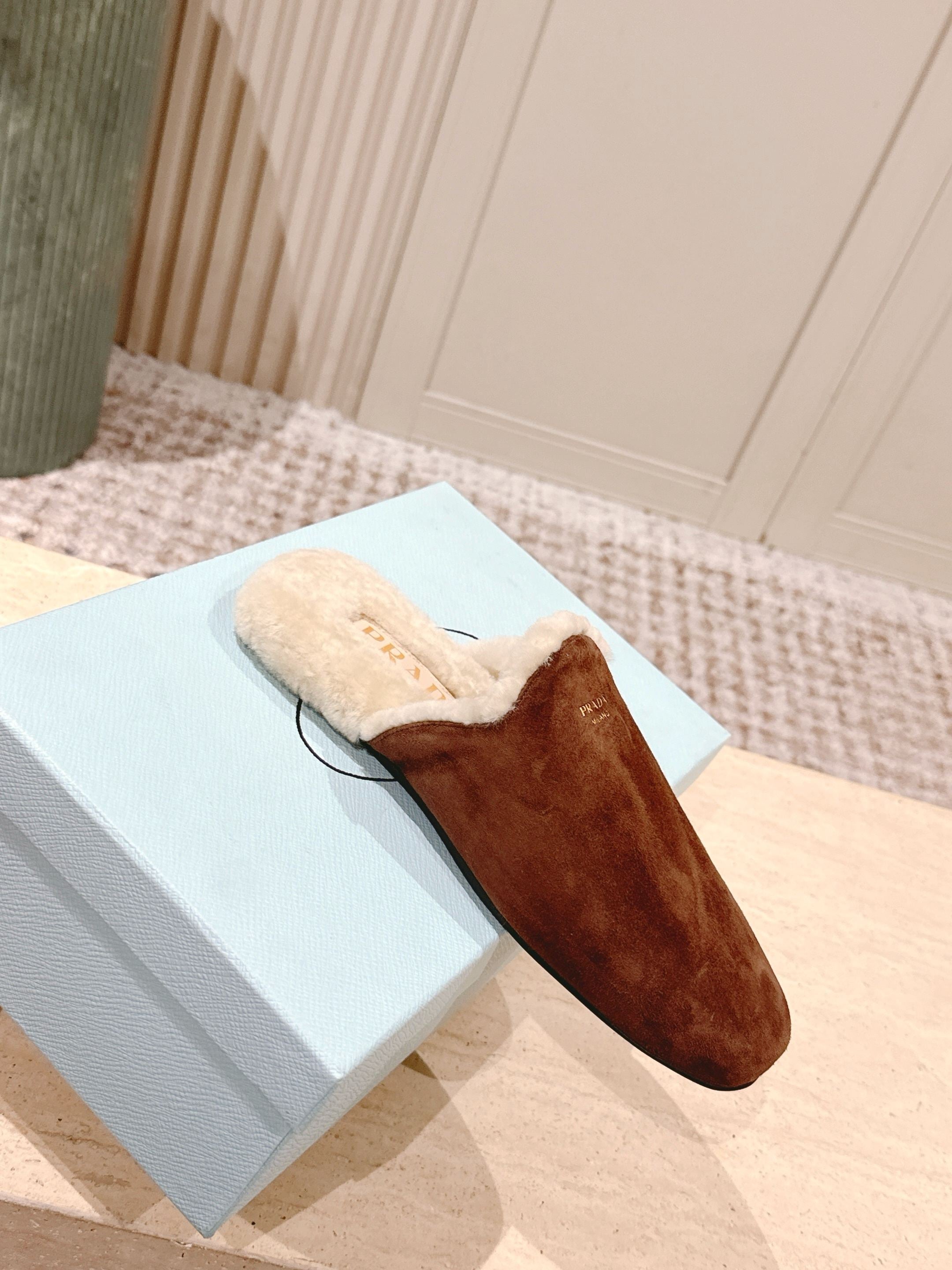Pra 2025 Mule Brown Beige Suede Wool 556282