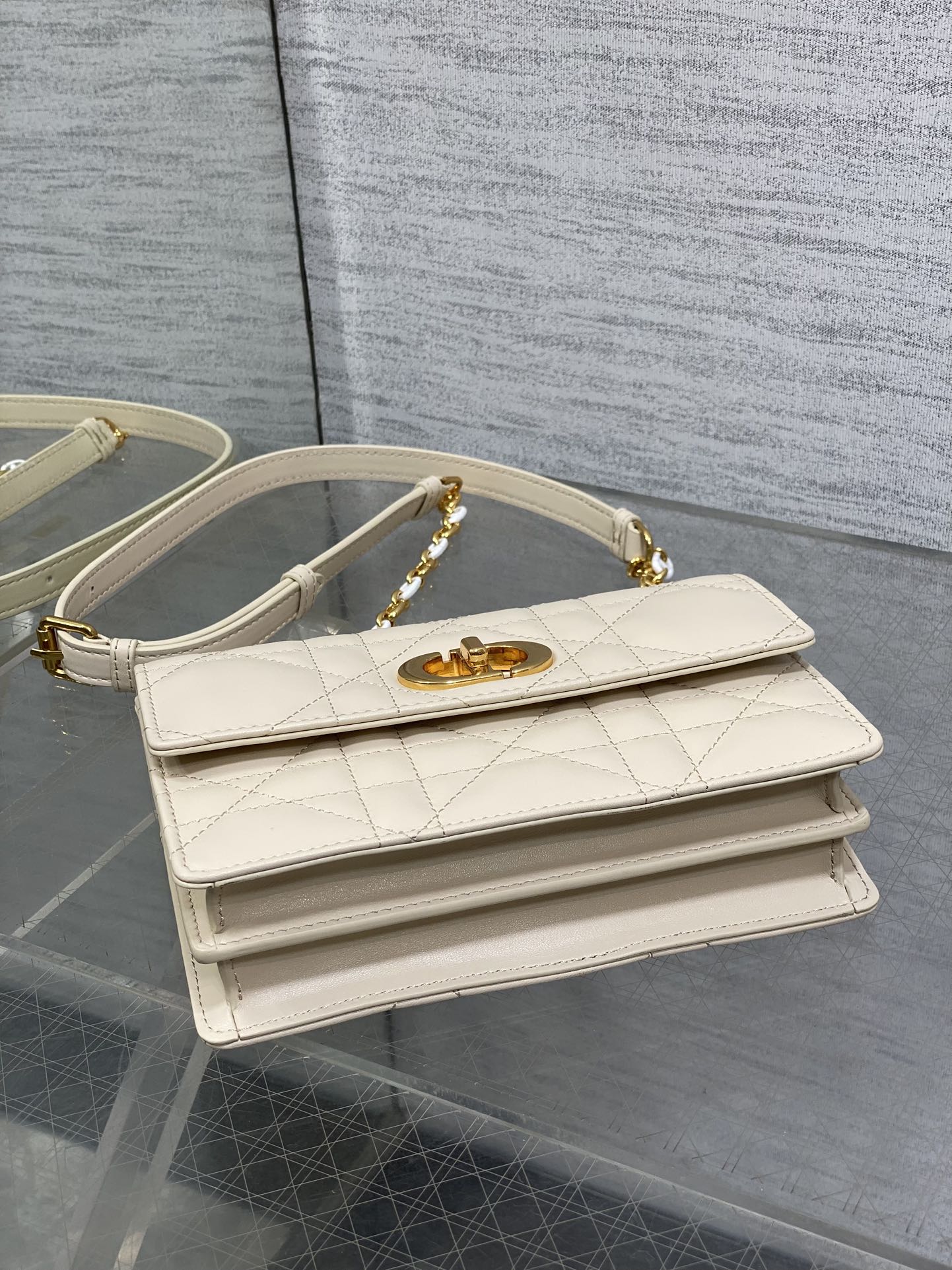 Dior 2025 Miss Caro 17 Bag Beige Calfskin 271086