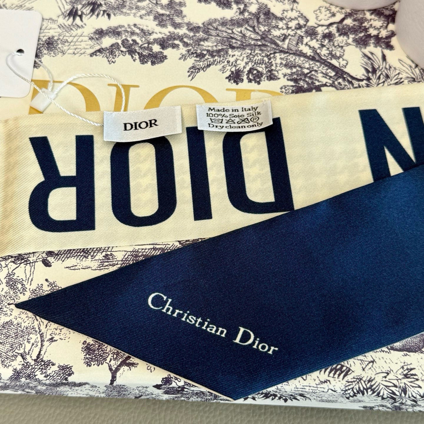 CD Twilly Mini Scarf 105cm Beige Navy Blue Mulberry Silk 909397