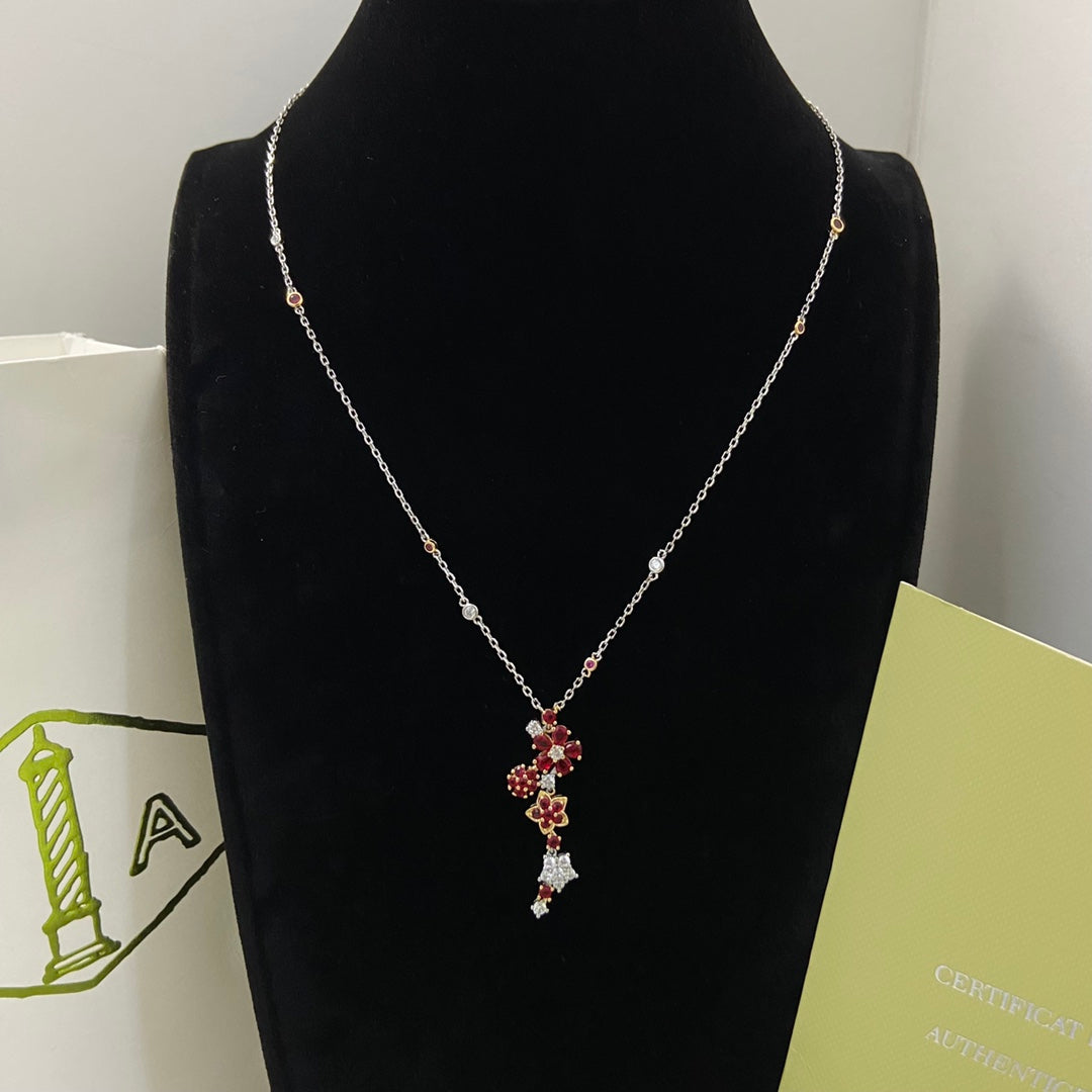 VCA Flower Pendant White Gold Diamond