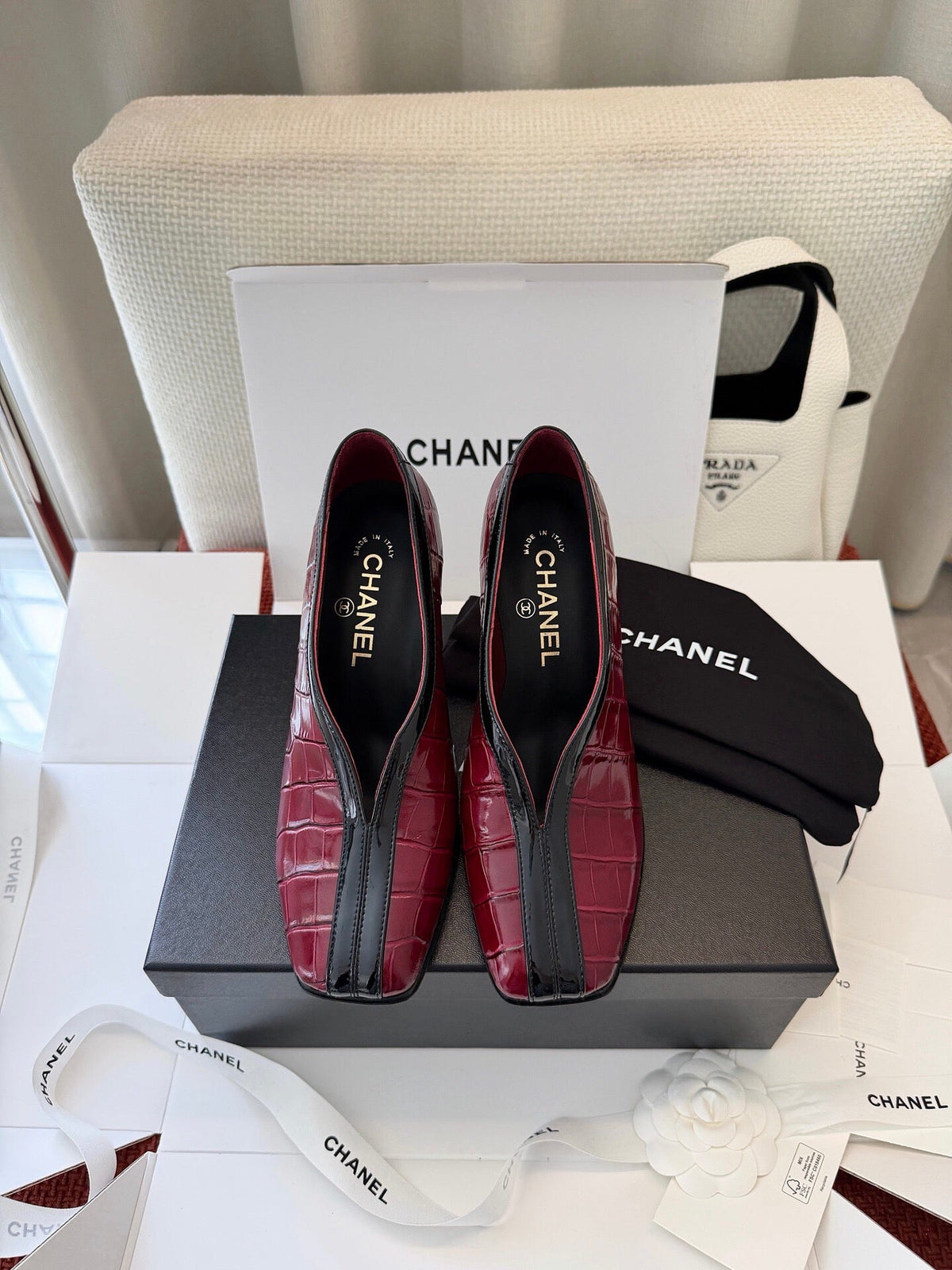 Chanel 2026 Crocodile-Embossed Pumps 95mm Patent Leather 129363