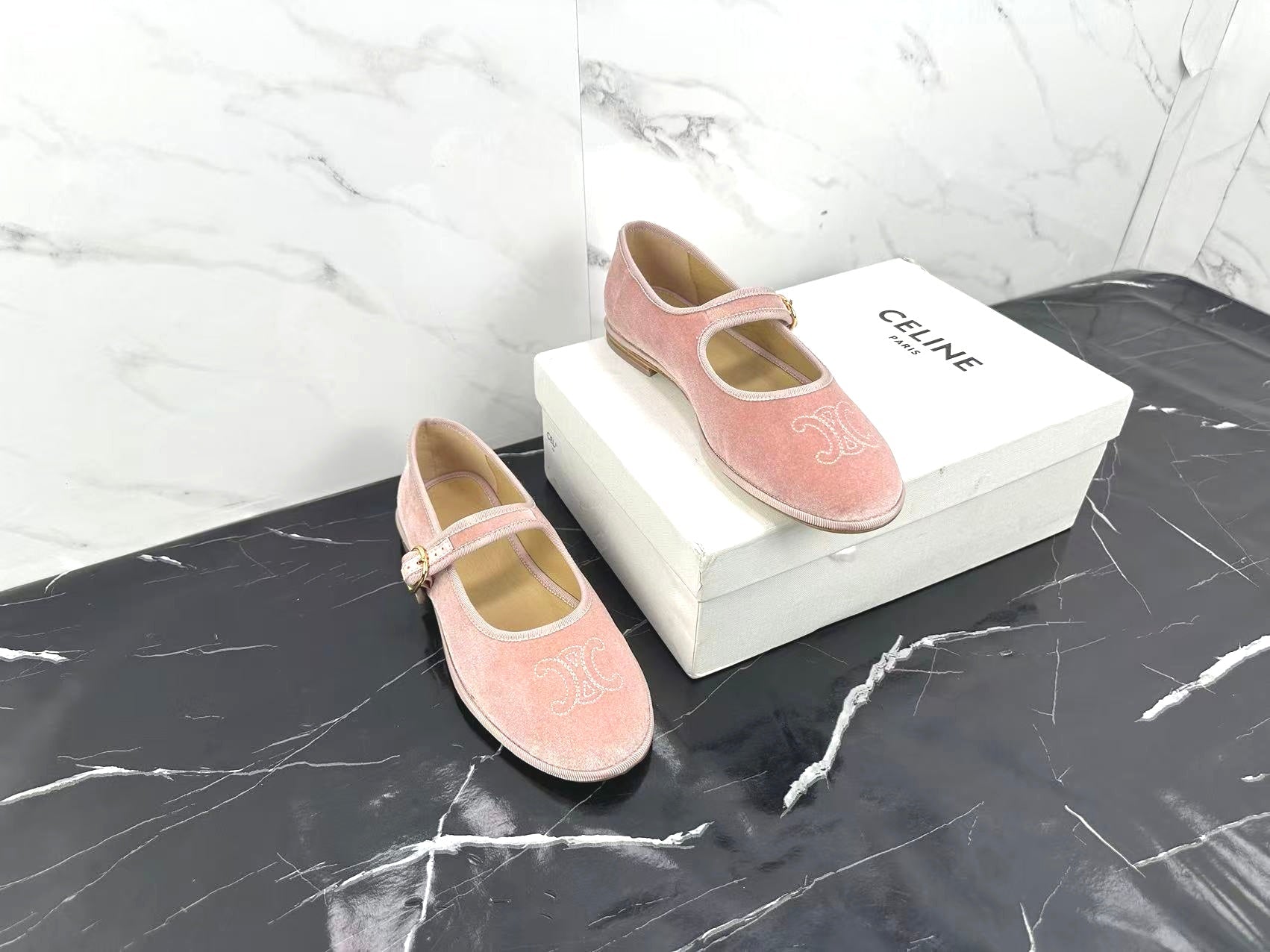 Celine 25 Eve Triomphe Ballet Flat Pink Velvet 547724