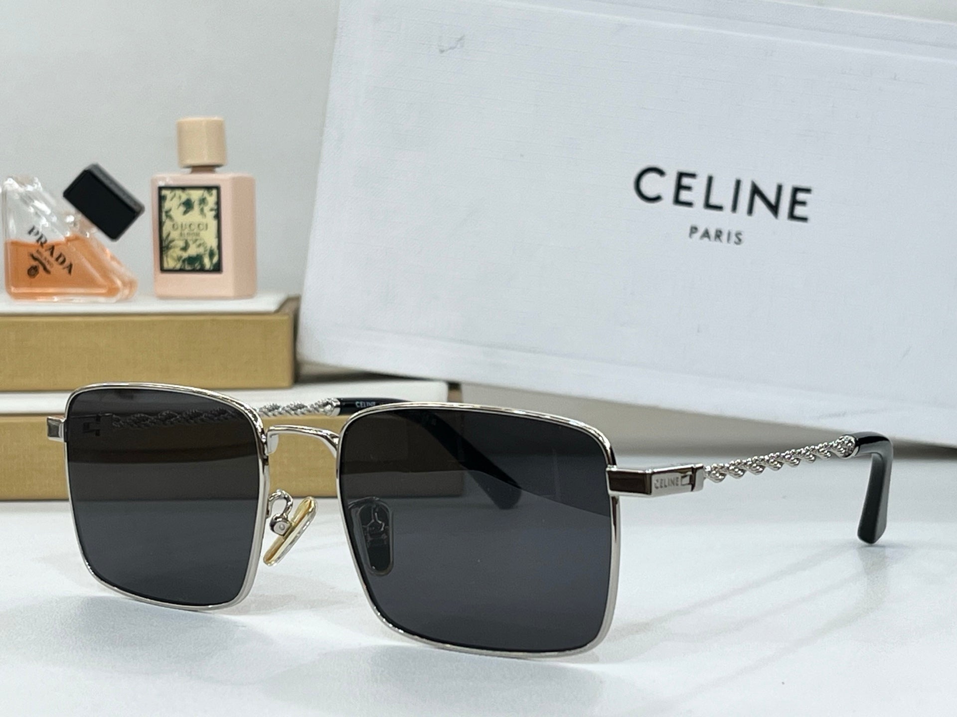 TRIOMPHE SUNGLASSES CL40522 IN METAL CHAIN LINK