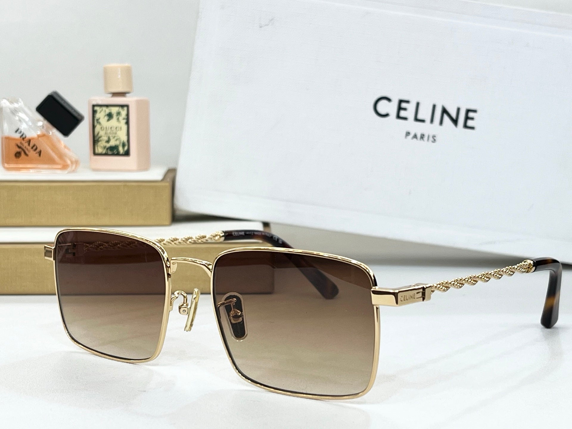 TRIOMPHE SUNGLASSES CL40522 IN METAL CHAIN LINK