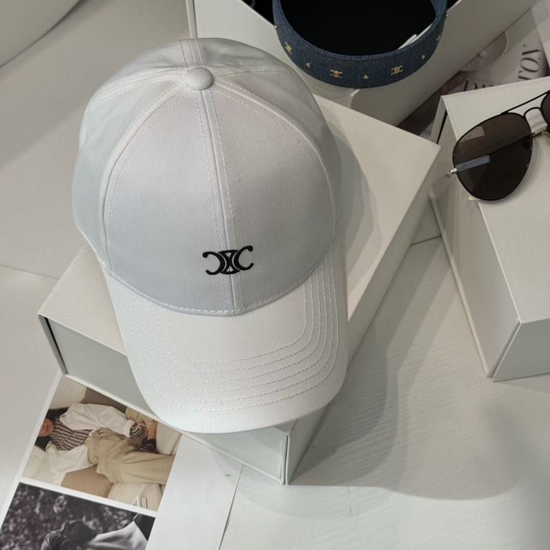 Celin Cap White Cotton Fabric 210405