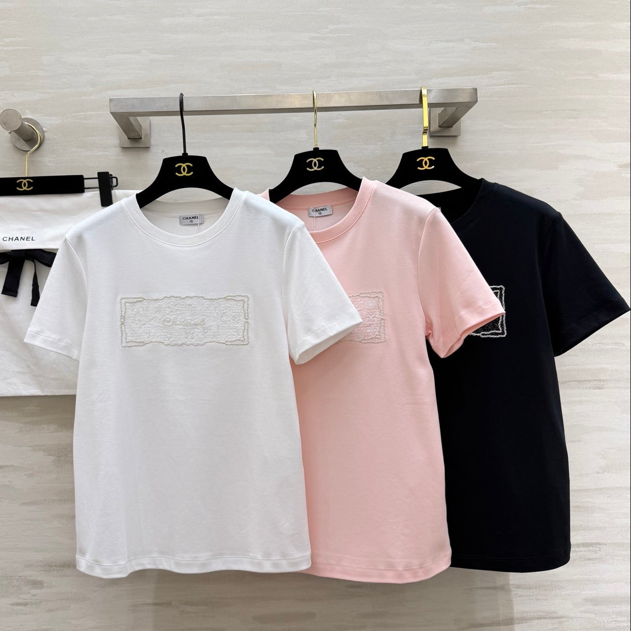 Chanel 2026 Embossed Embroidered T-Shirt Cotton 195020