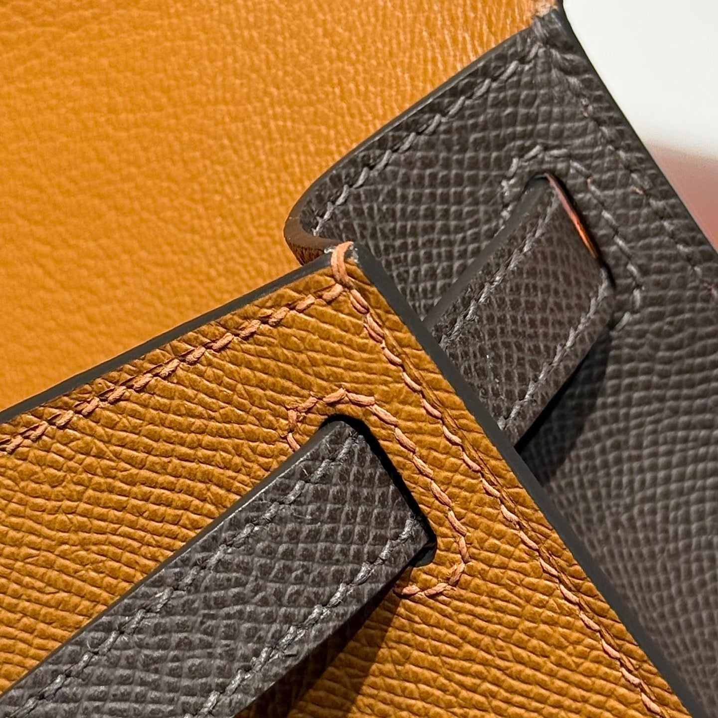 HM Mini Kelly 19 Golden Brown Epsom 243116