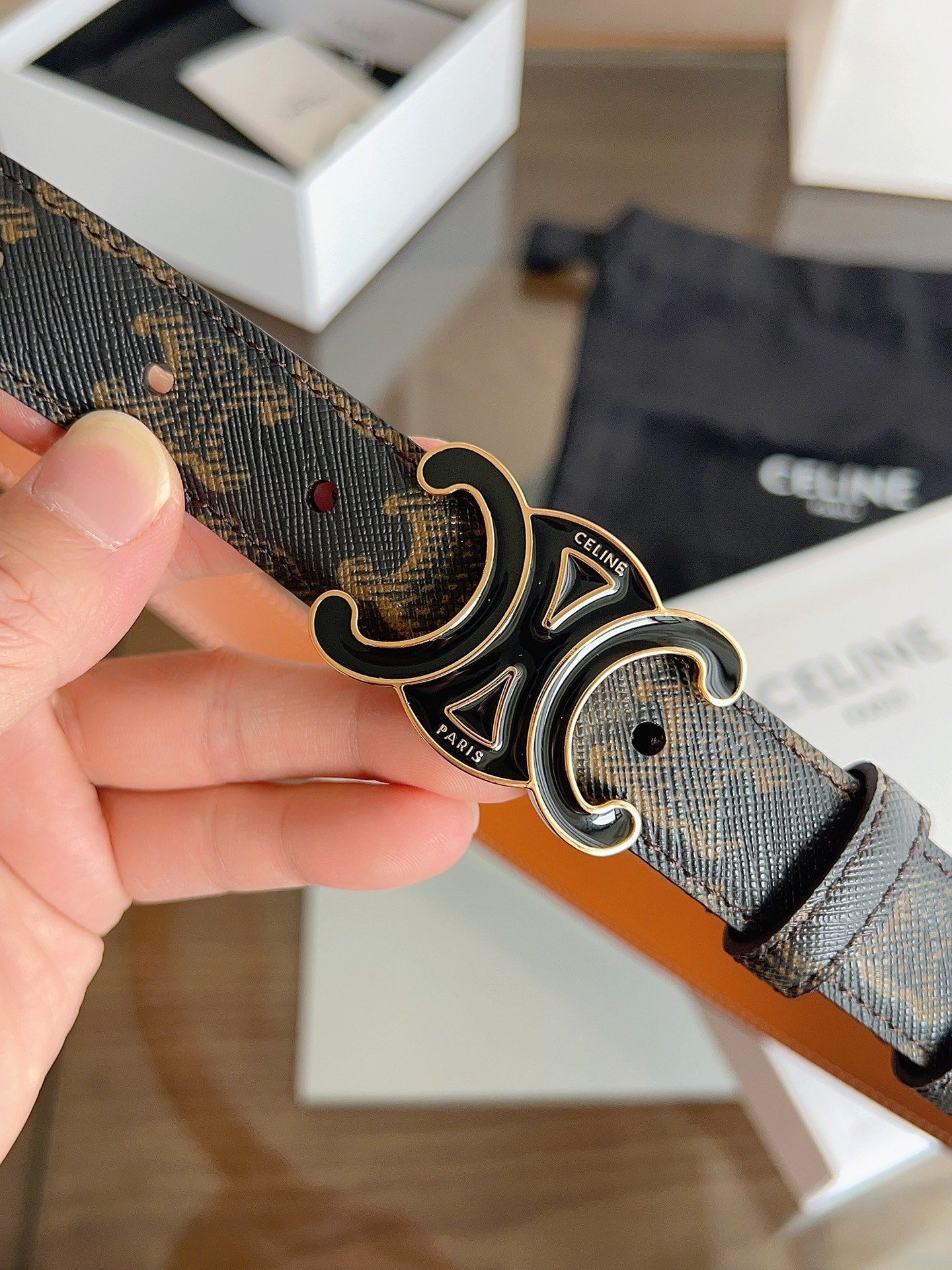 CL Black 25mm Triomphe Enamel Saddle Dark Brown Monogram Cowhide  615275