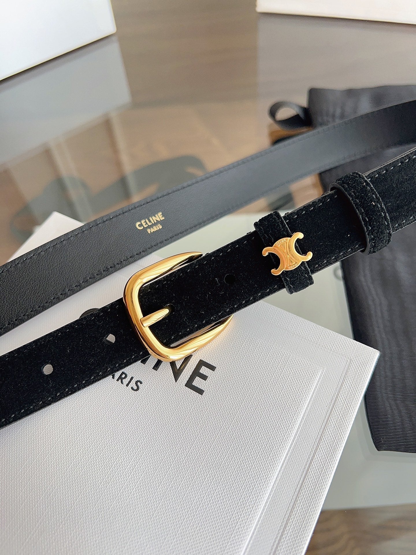 CL Gold 25mm Triomphe Metal Ring Black Suede 616255
