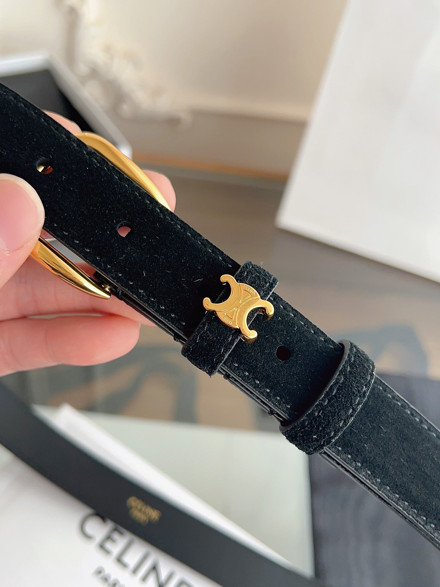 CL Gold 25mm Triomphe Metal Ring Black Suede 616255