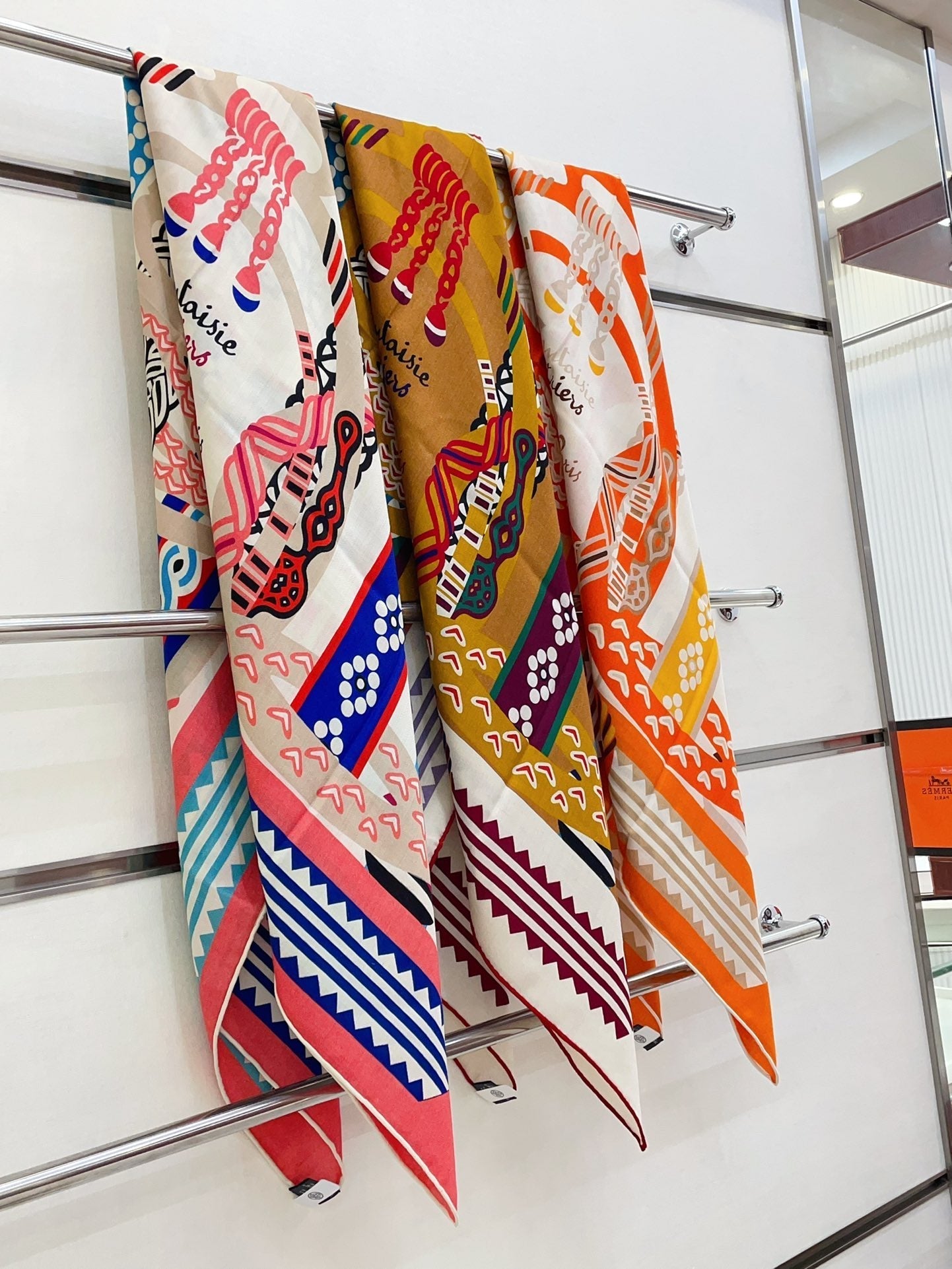 Fantaisie d'Etriers Shawl 135 CM Dark Yellow Colorful Cashmere And Silk 402080