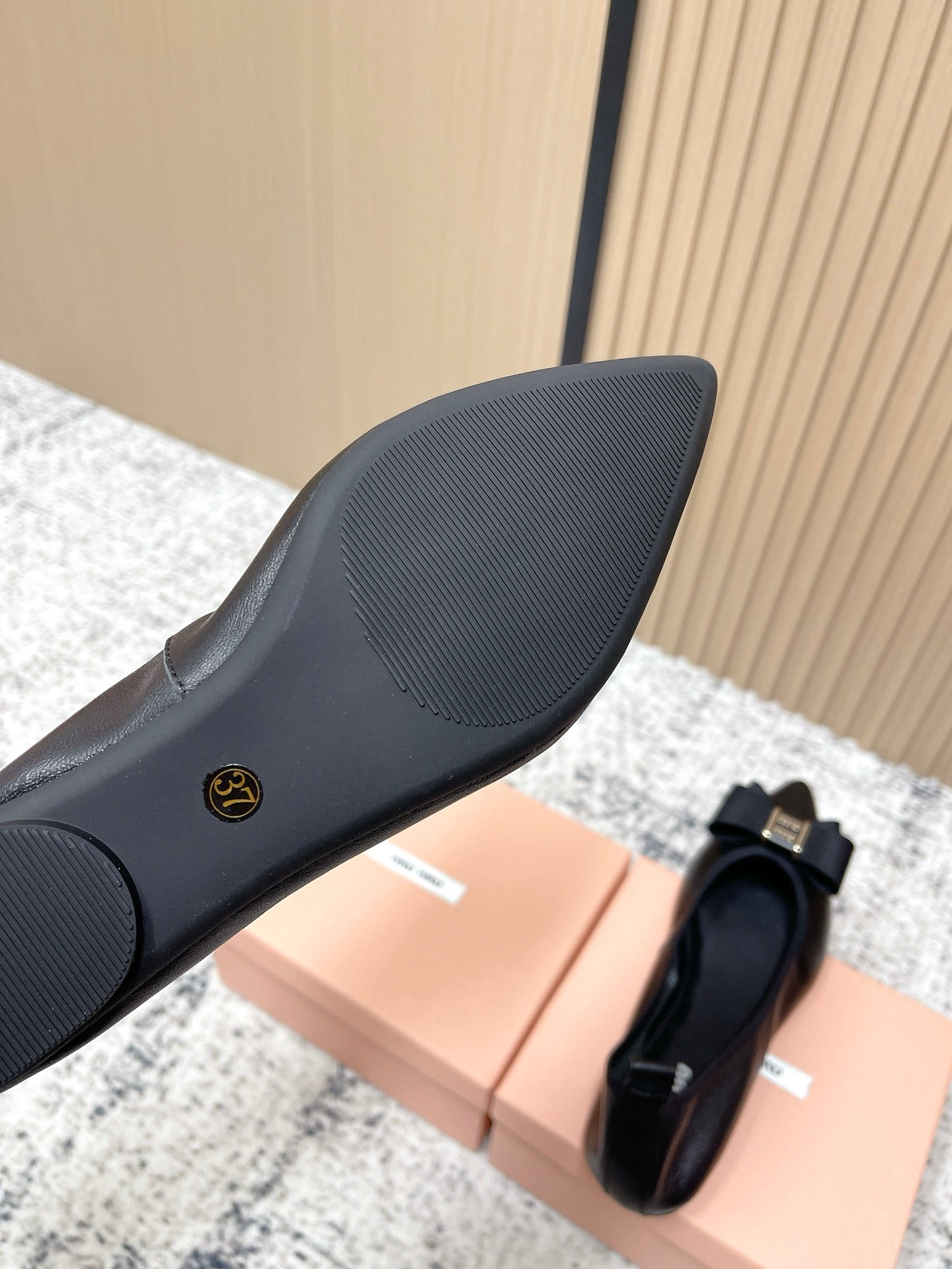 Miu Pointed-Toe Ballet Flats Black Sheepskin 591561