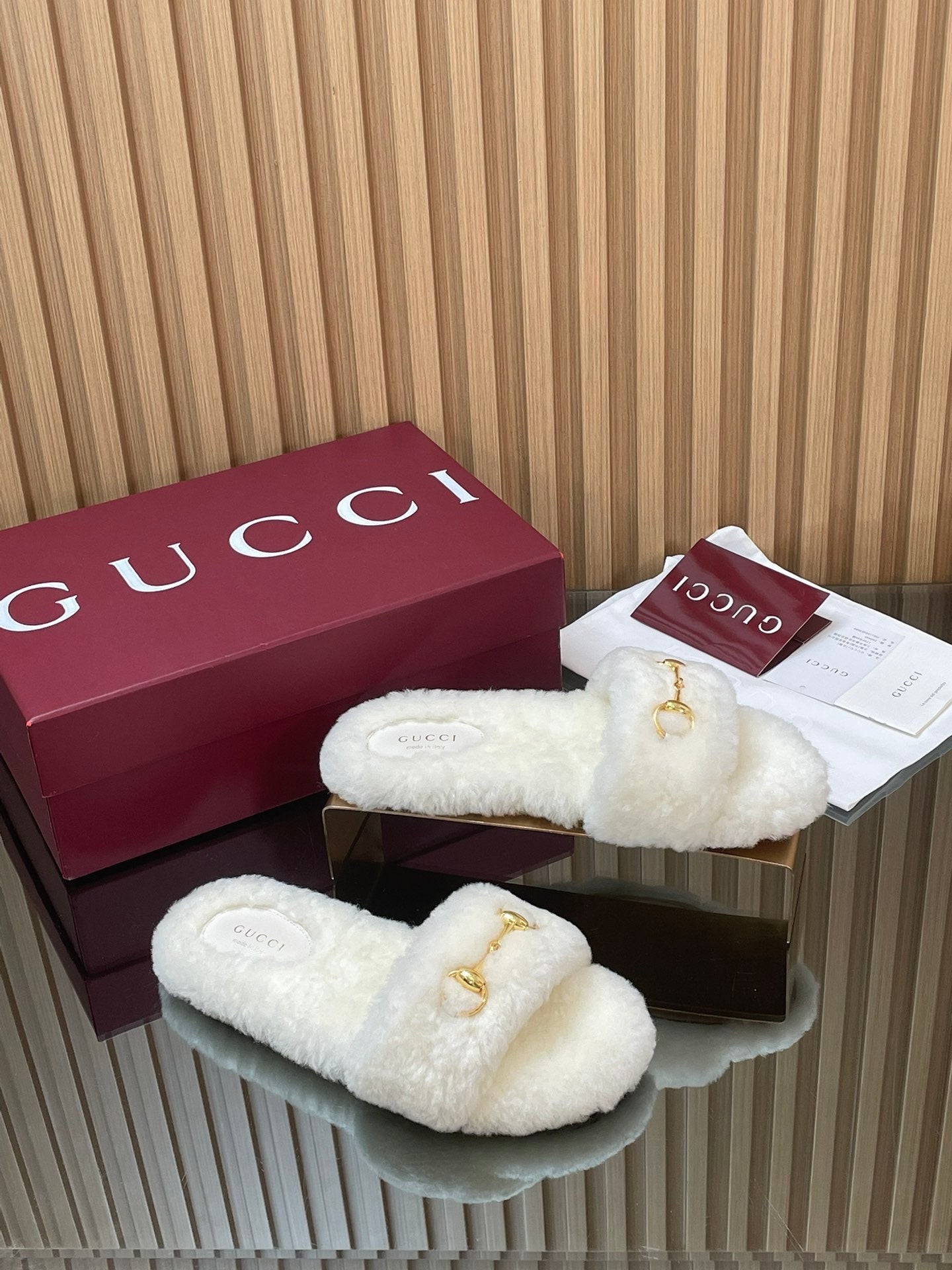 Gucci 2025 Horsebit Slipper White Wool 562872