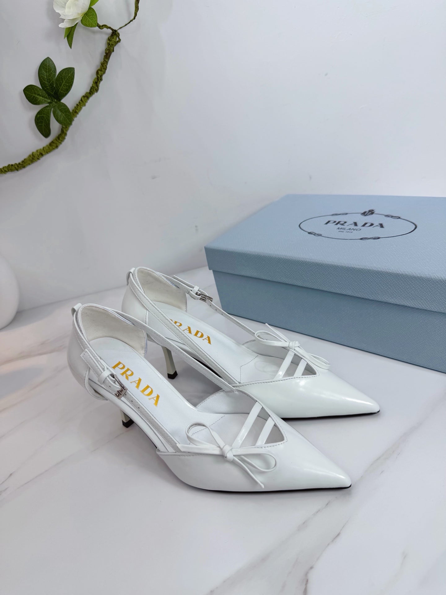 PRA 26SS Pumps 75 White Patent Leather 592346