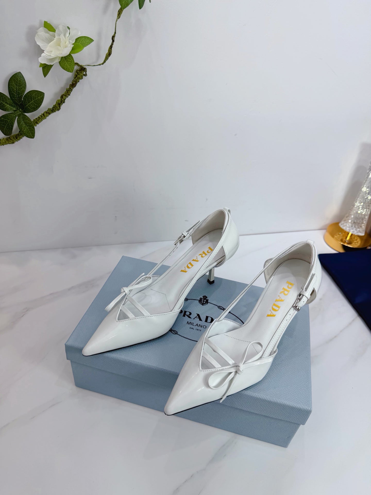 PRA 26SS Pumps 75 White Patent Leather 592346