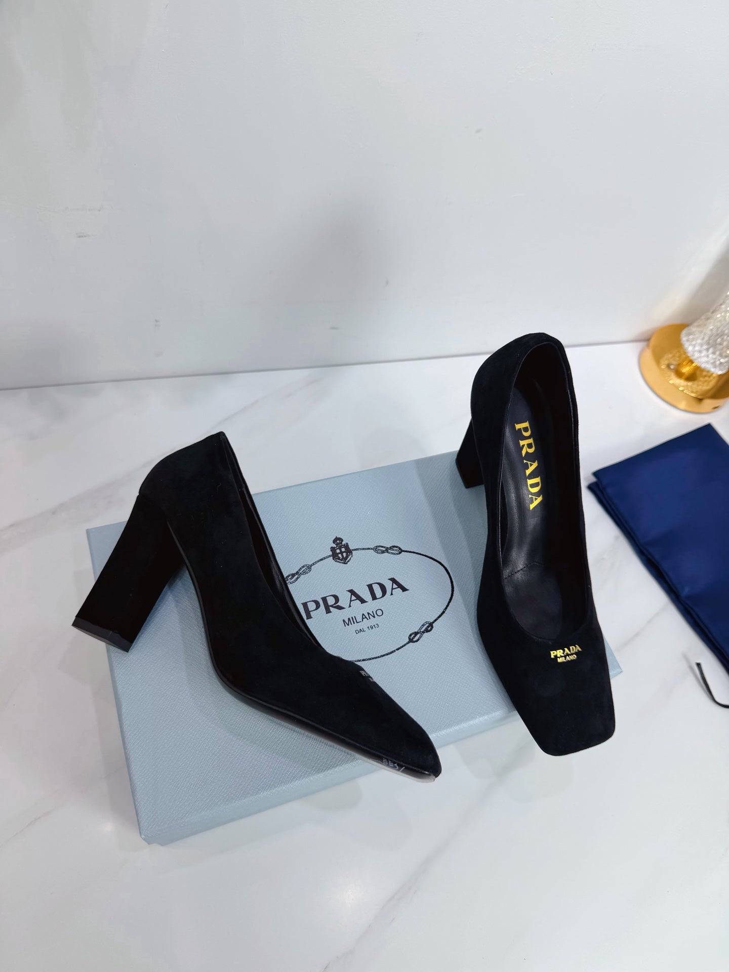 PRA 26SS Square-toe Block Heels  85 Black Suede 592360