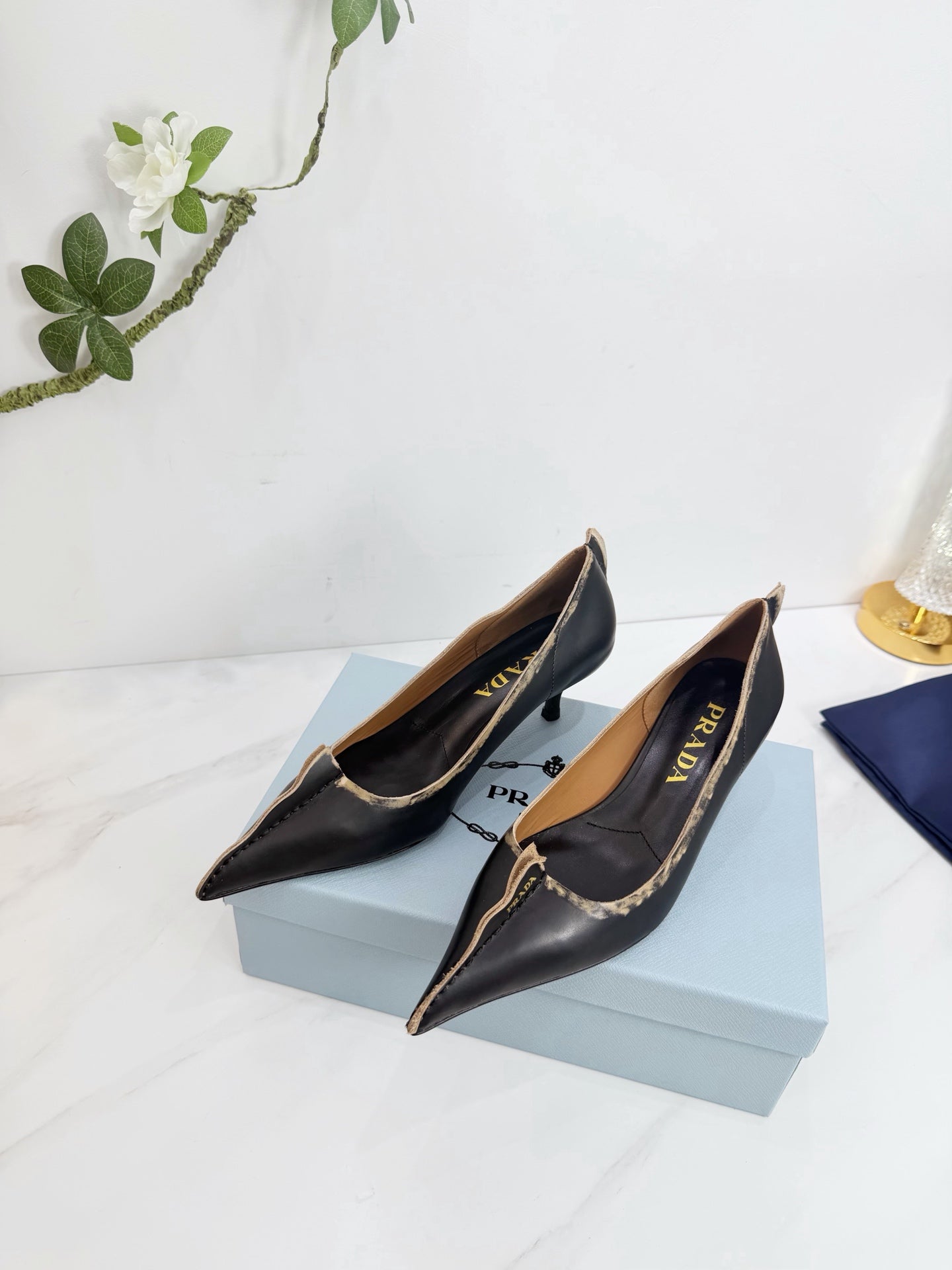 PRA 26SS Pump 55 Black Cowhide 592414