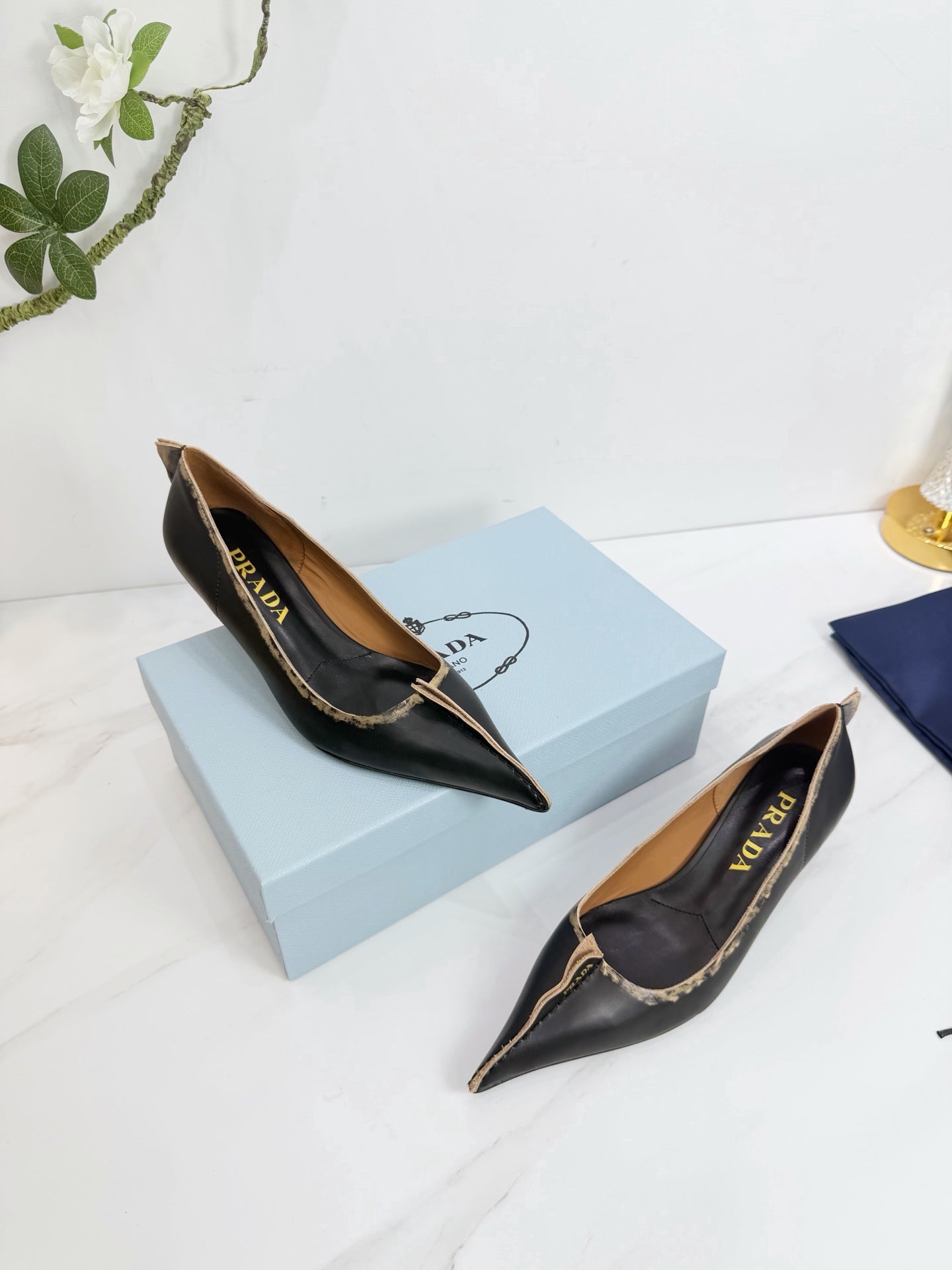 PRA 26SS Pump 55 Black Cowhide 592414