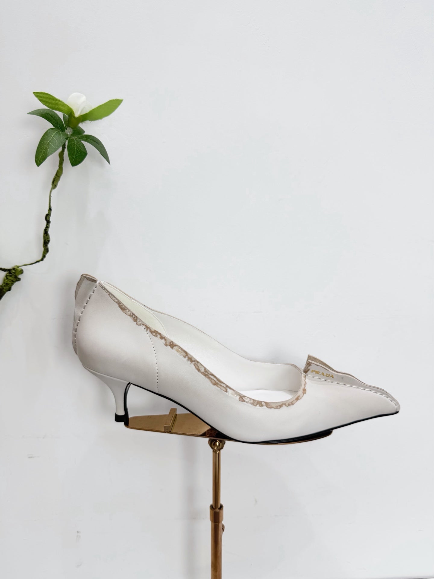 PRA 26SS Pump 55 Ivory Beige Cowhide 592415