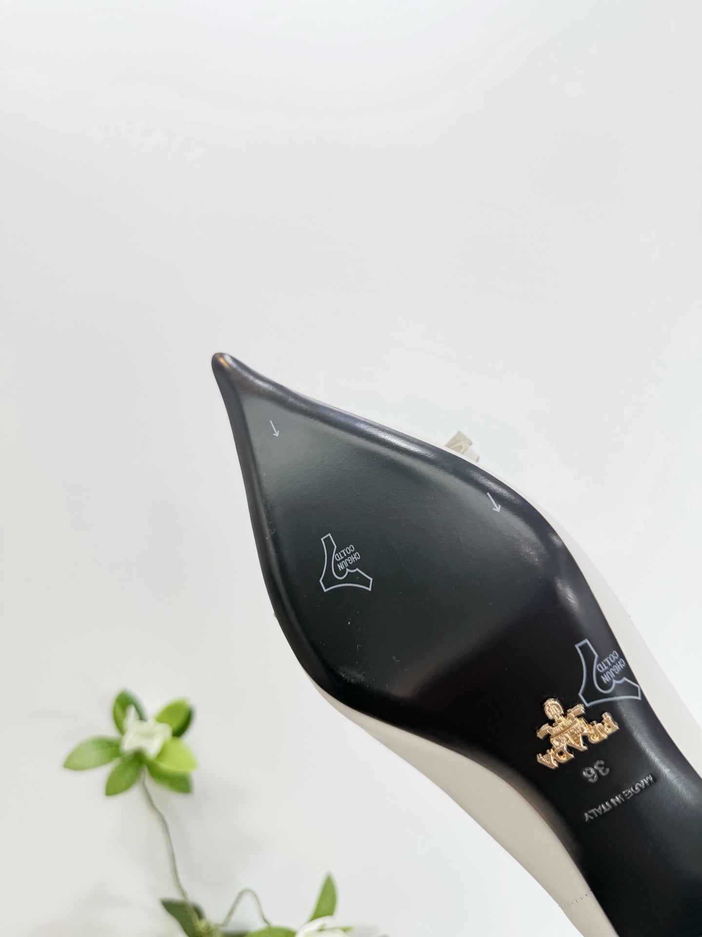 PRA 26SS Pump 55 Ivory Beige Cowhide 592406