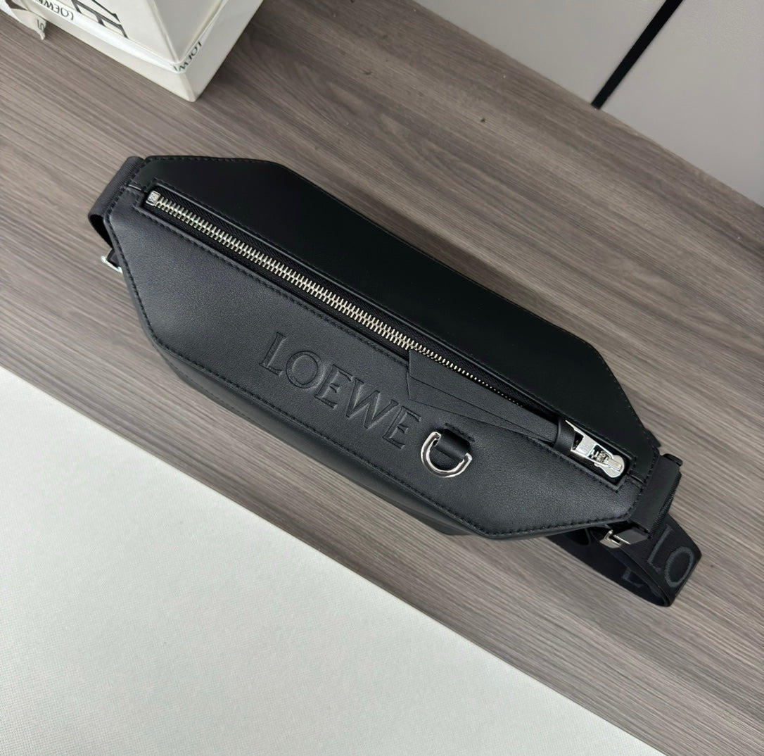 Loewe 2025 Convertible Sling Black Calfskin 274662