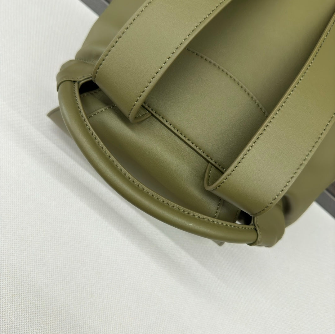 Loewe 2025 Flamenco Backpack 40cm Olive Green Calfskin 274688