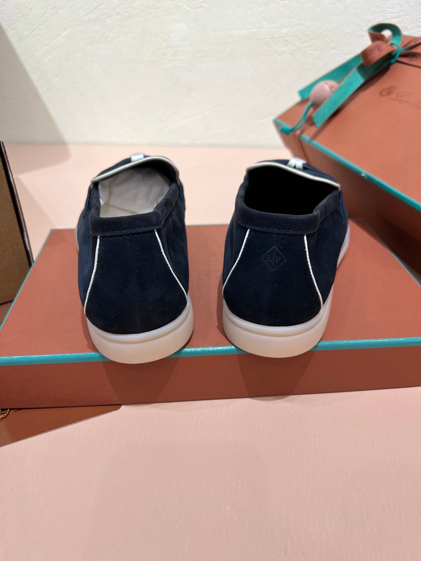 lp summer charm walk loafer dark blue white suede