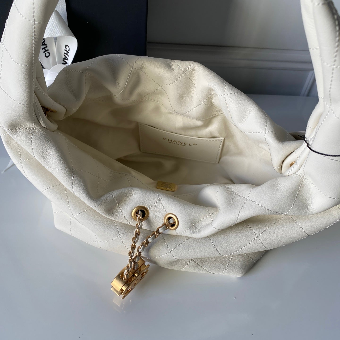 Chanel 2025 Hobo Bag 32cm White Calfskin 315837